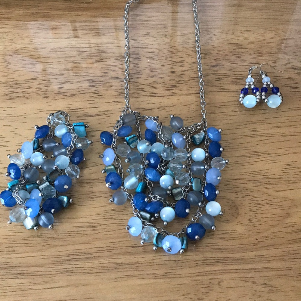 Blue-Beaded Jewelry Set